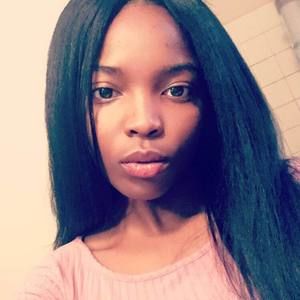 Meet your Posher, Leona